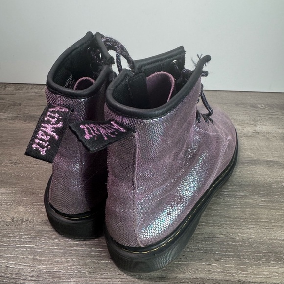 Dr. Martens Delaney 1460 Iridescent Purple Combat Boots size EU37/US6.5-7 - Picture 4 of 12
